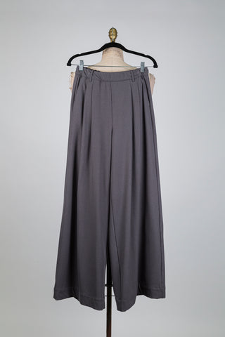 Grey palazzo trousers with pleats (XS)