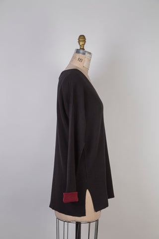 Black soft sweater with garnet cuffs (XS+M to XL)