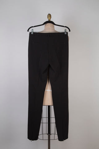Pantalon tailleur noir à ourlet modulable (6)