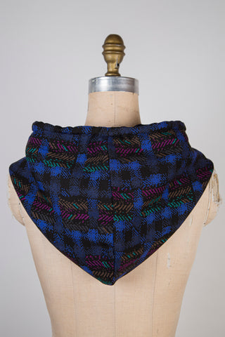 Emerald/Midnight Velvet Scottish Knit Capular with Pockets