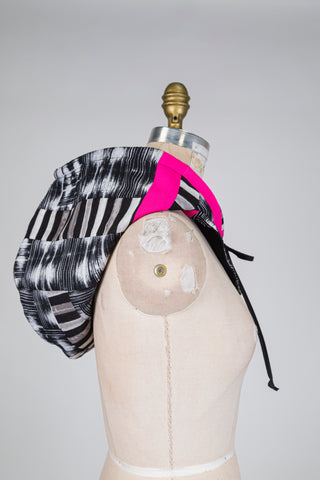 Capulard graphique noir et blanc/ rose néon sans pinces