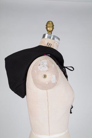 Capulard graphique noir et blanc/ rose néon sans pinces