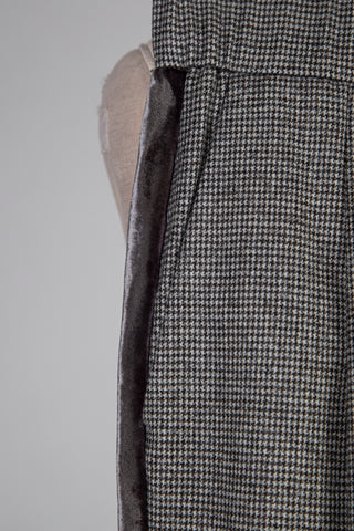 Pantalon jogger façon tuxedo en laine vierge pied de poule (6)