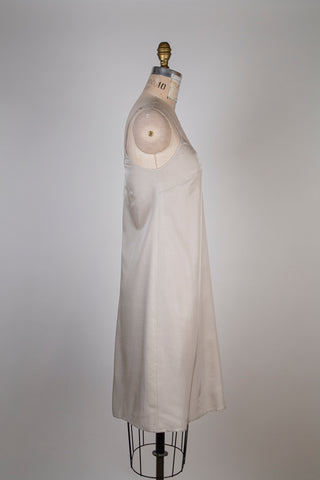 Robe tunique minimaliste amande (6)