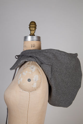 Capulard tricot ardoise / feutre de laine ardoise