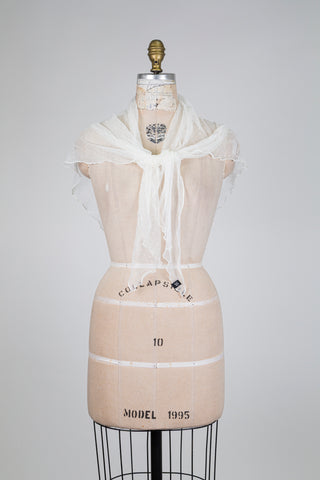 Châle éclat de tulle blanc