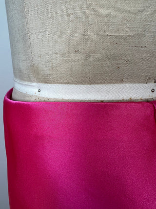 Delightful pink satin skirt (6/8)