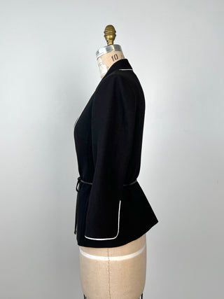 Black fitted blazer with white piping (2)