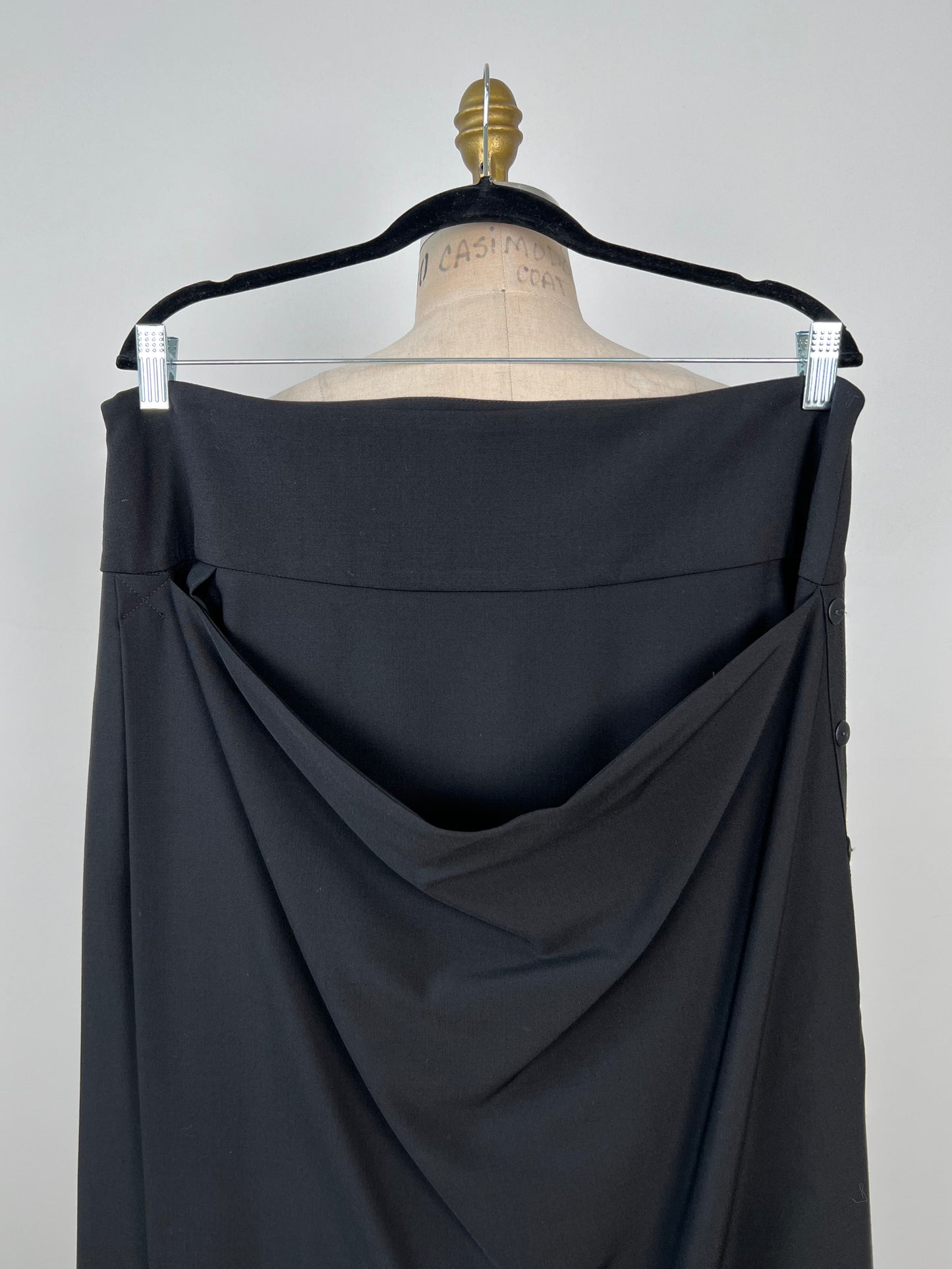 Pantalon noir sarouel asymétrique à pan de jupe (XL)