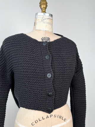 Cardigan écourté en tricot gris nuit à encolure modulable (TU)