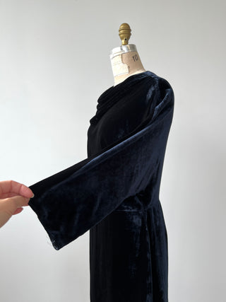 Robe en velours bleu nuit à manches chauve-souris (M)