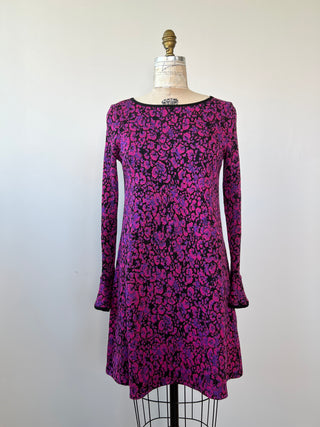 Robe évasée en tricot à jacquard noir mauve et rose (M)