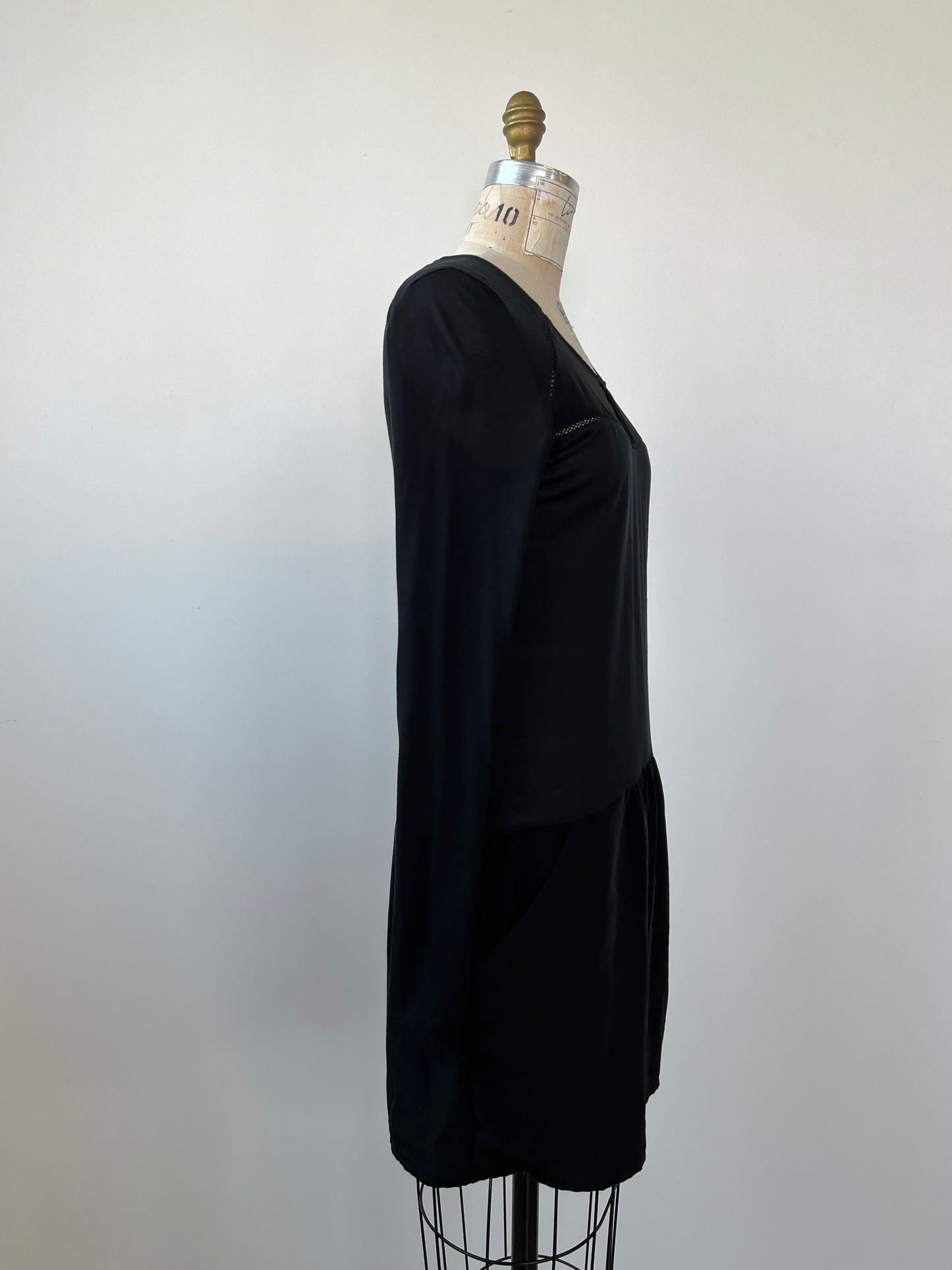 Robe noire bi-matières à poches IMP* (S)