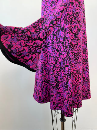 Robe évasée en tricot à jacquard noir mauve et rose (M)