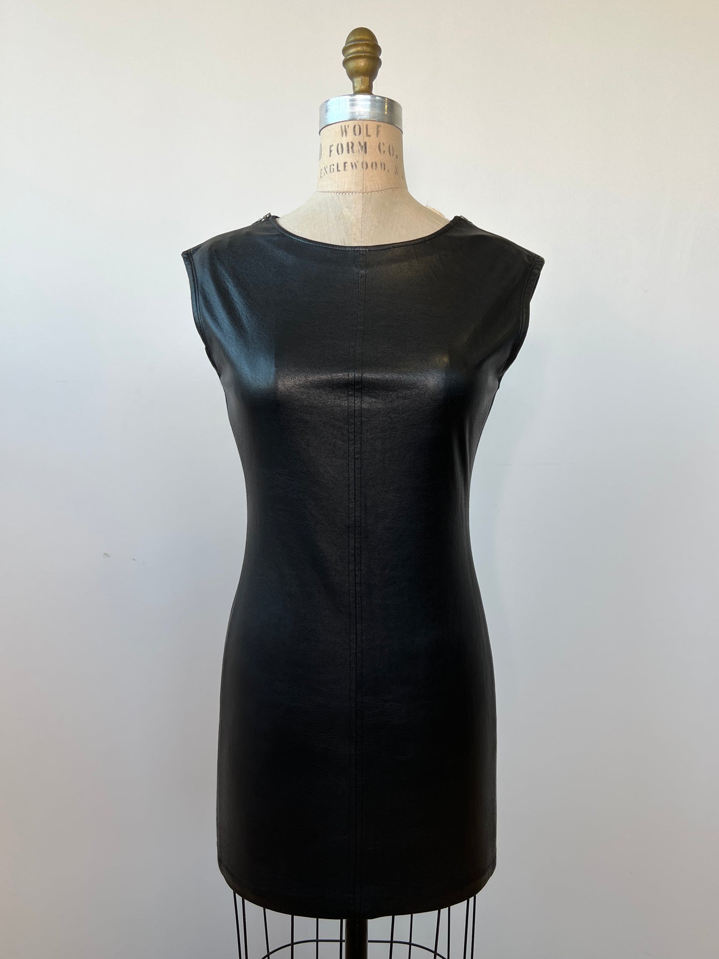 Robe ajustée bi-matière en faux cuir noir (XXS)