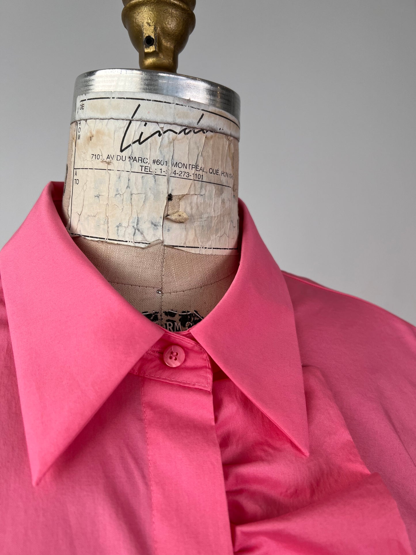 Chemisier à boutonnière volant en coton rose (12)