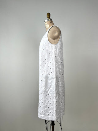 Robe en broderie anglaise blanche à claire-voies argent (6+10)