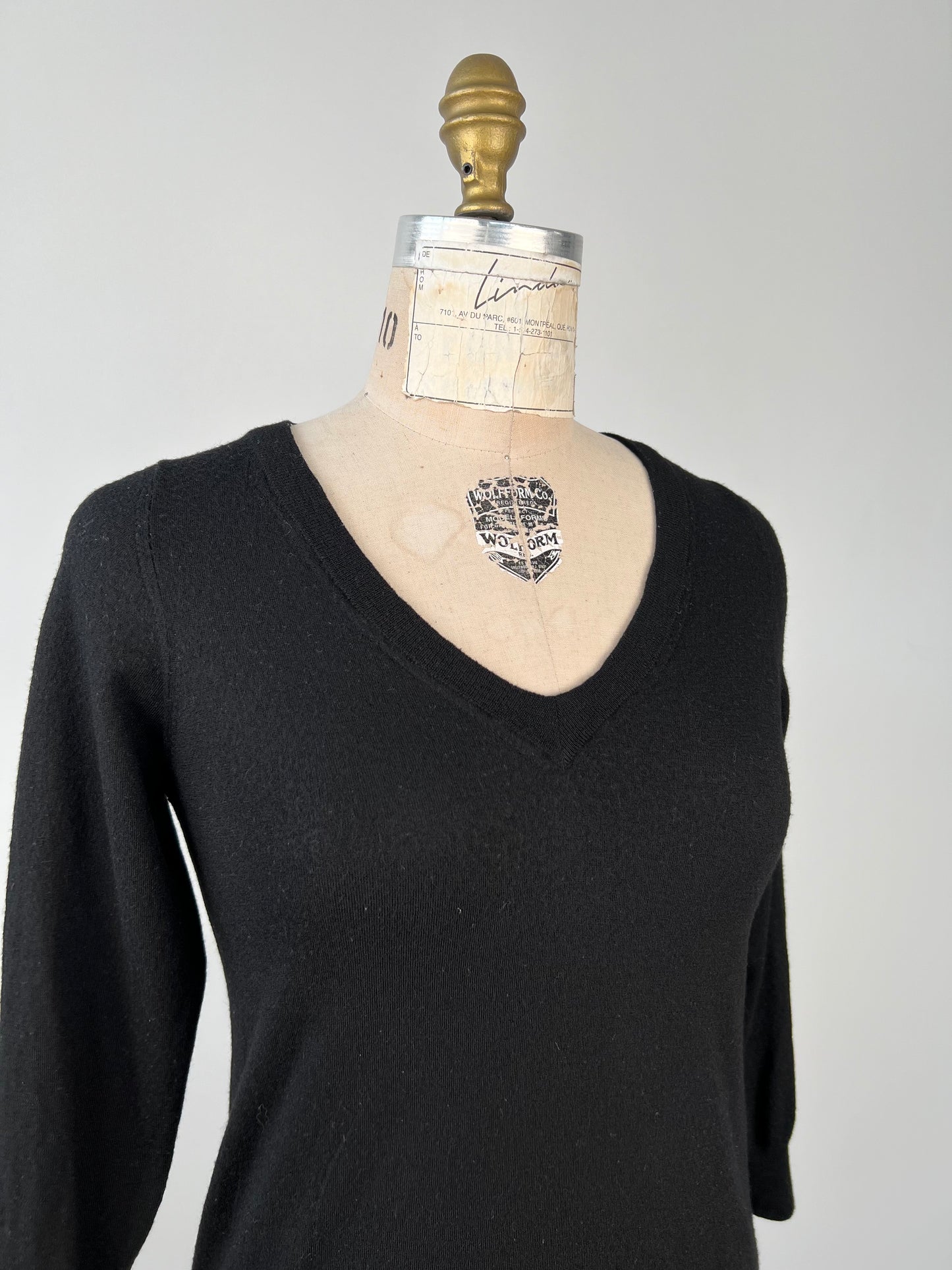 Chandail noir en tricot de pure laine mérinos (XS)