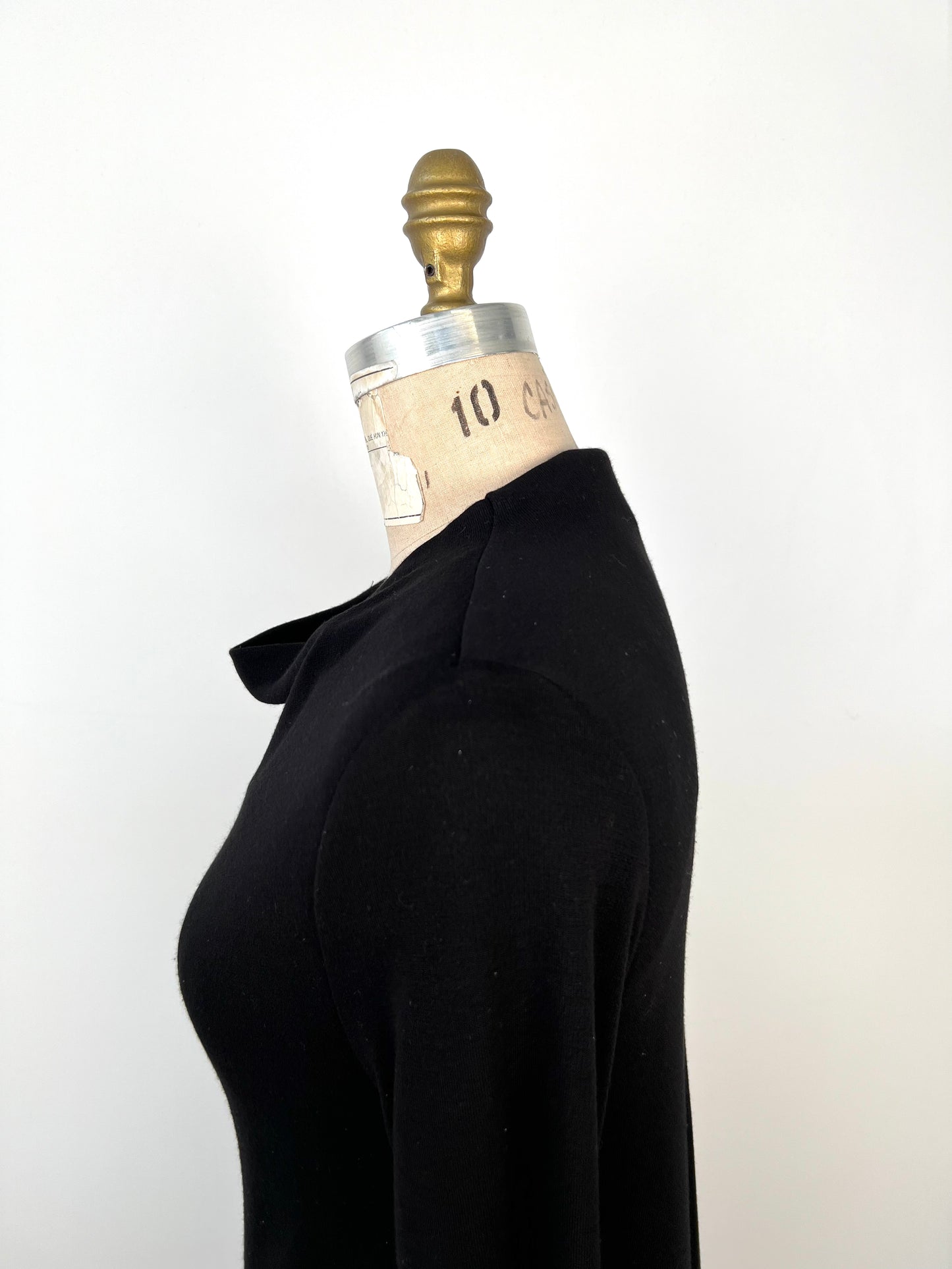 Robe évasée à pinces latérales en tricot noir (S)