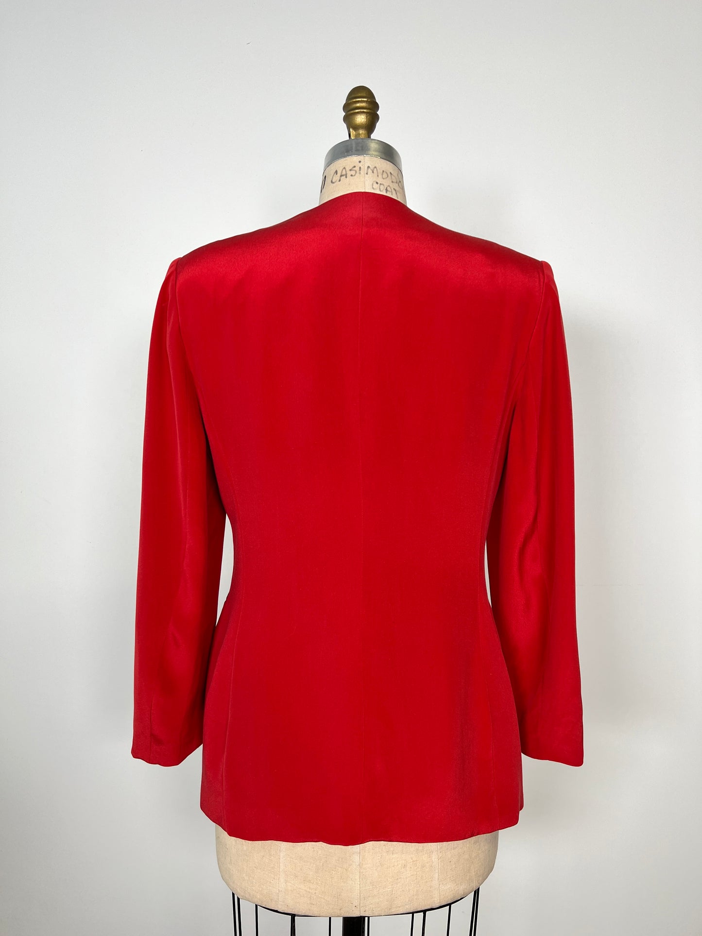 Veste tailleur vintage en soie rouge (8)