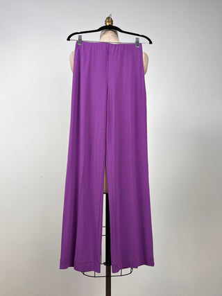 Purple pants with elastic waist (2)