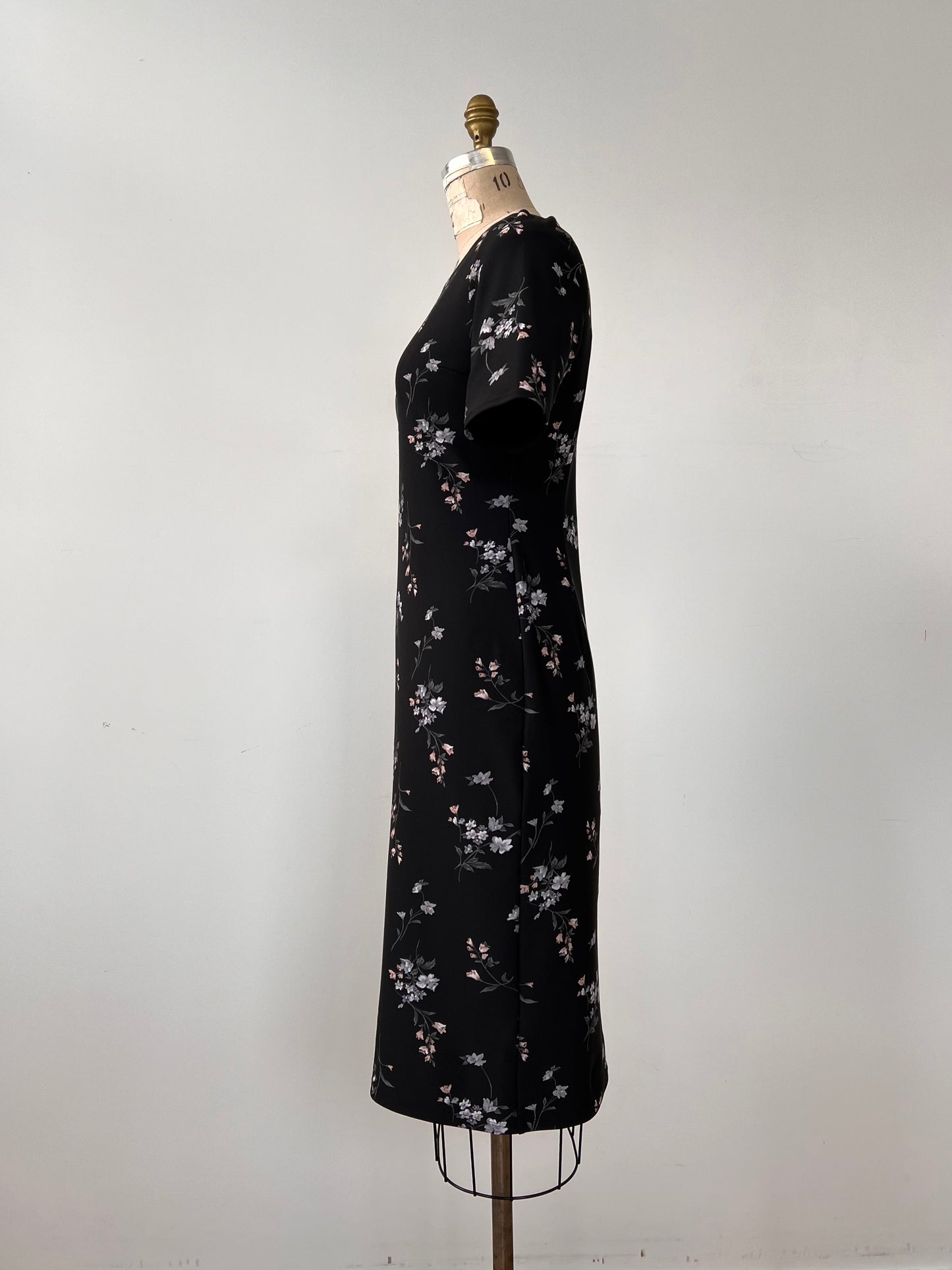 Robe florale noire lavable (S+M)