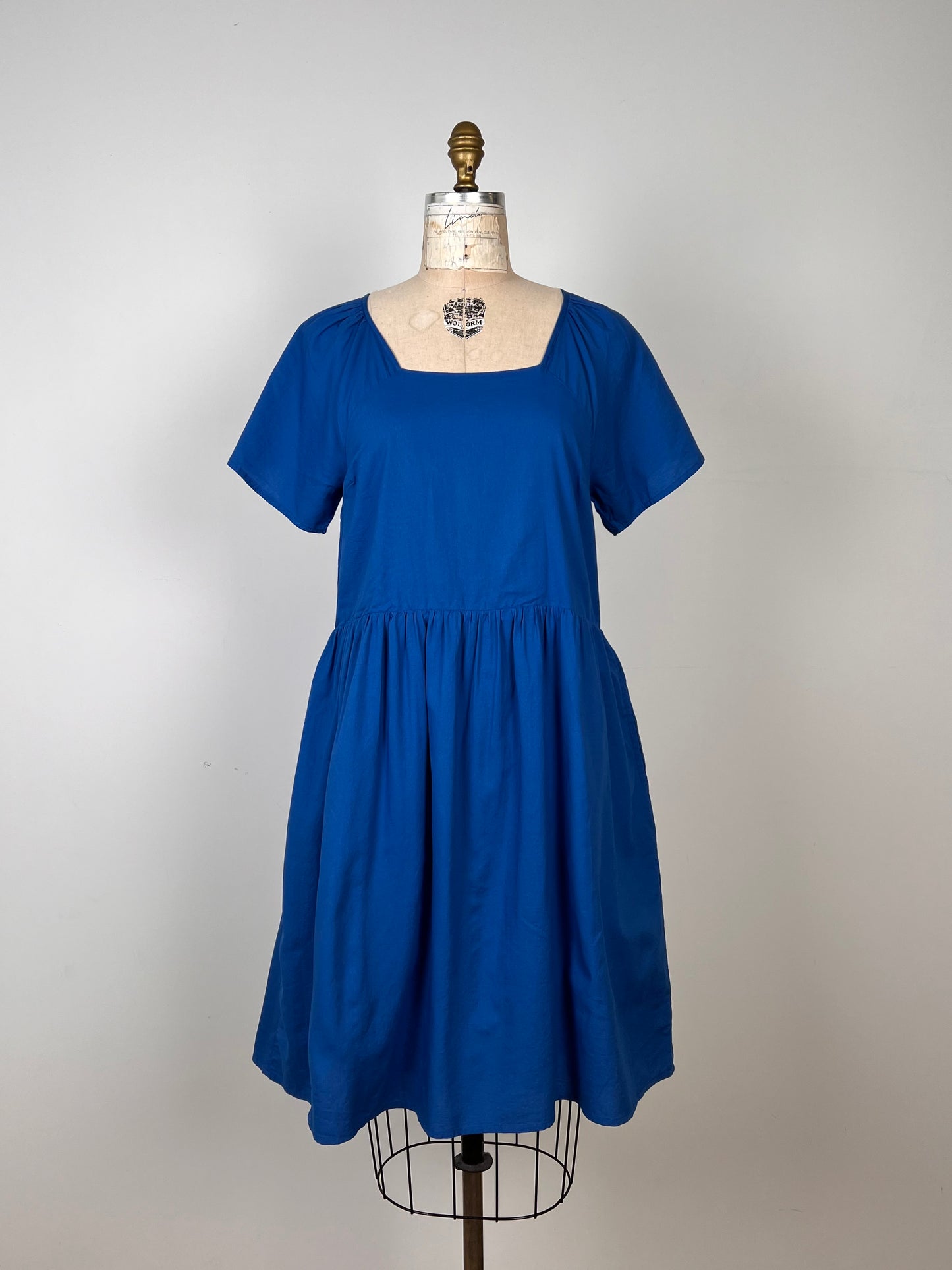 Robe évasée en tissage bleu cobalt (6)