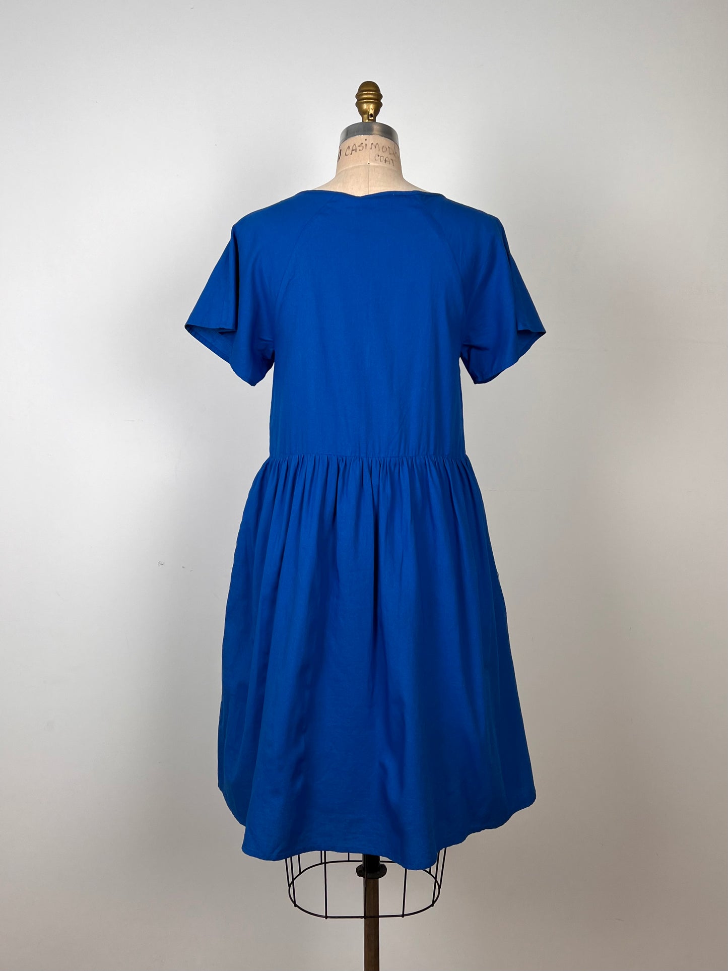 Robe évasée en tissage bleu cobalt (6)