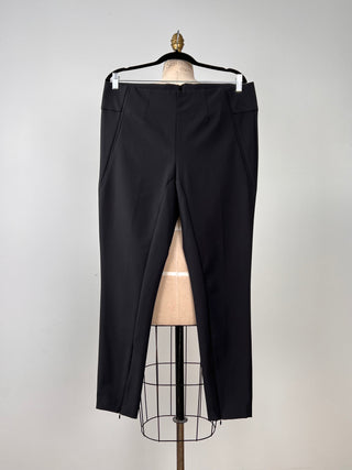 Black chic tech trousers (4) *flawed*