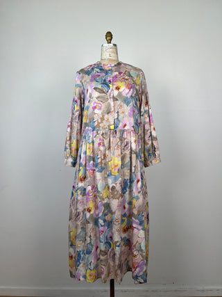 Robe évasée à imprimé floral pictural pastel (6)