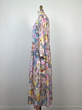 Robe évasée à imprimé floral pictural pastel (6)