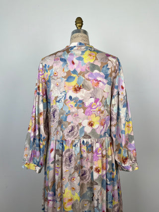 Robe évasée à imprimé floral pictural pastel (6)