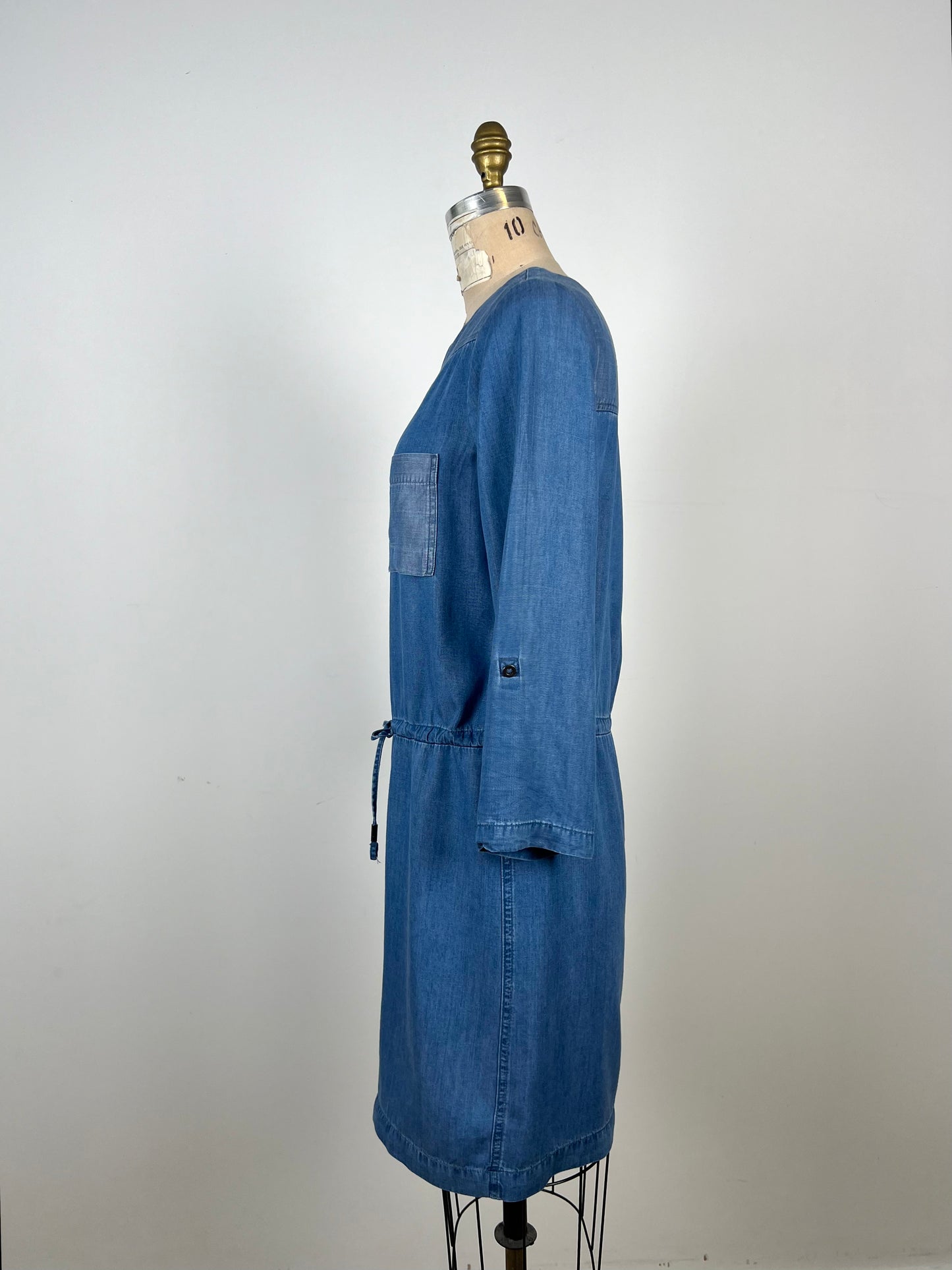 Robe ajustable en tencel bleu façon denim (M)