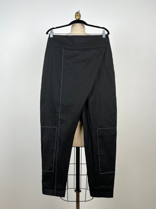 Black techno linen wrap pants (L+XL)