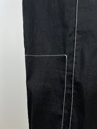 Black techno linen wrap pants (L+XL)