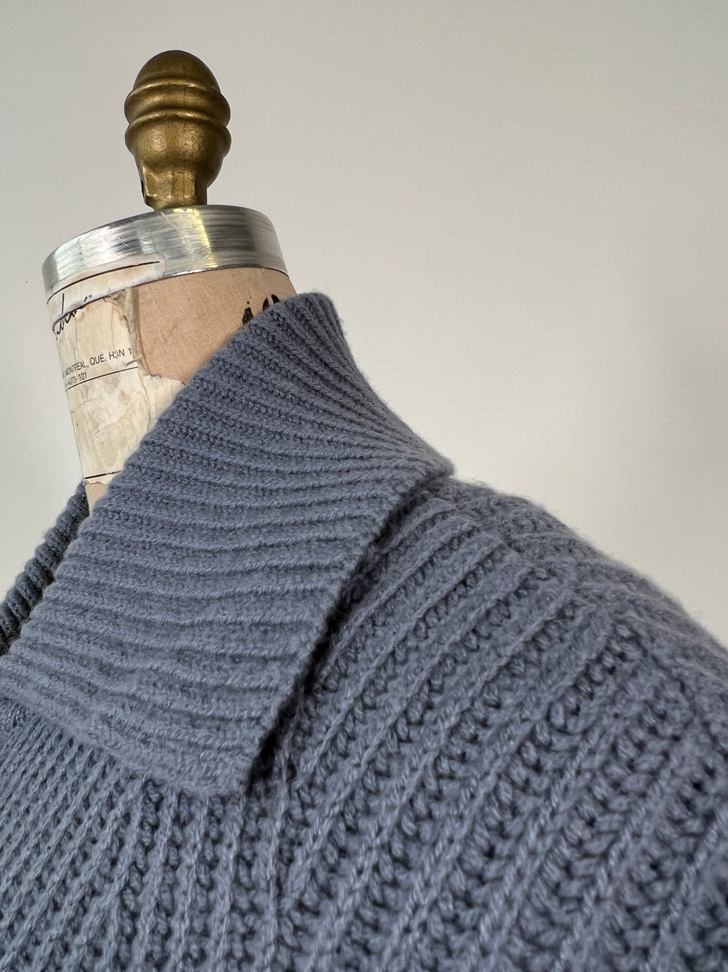 Veste en tricot bleu ardoise lavable (6 à 10)