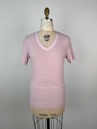 Powder pink V-neck t-shirt (S)