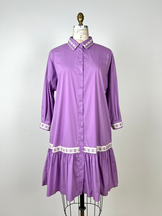 Robe mauve à volant et passementeries (6)