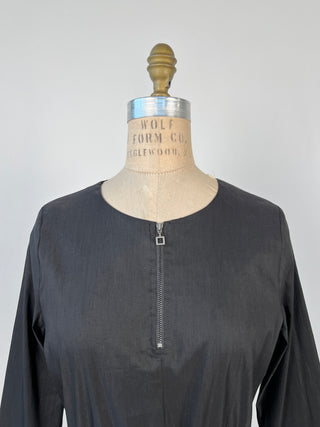 Adjustable black dress in 4-season technical linen (S)