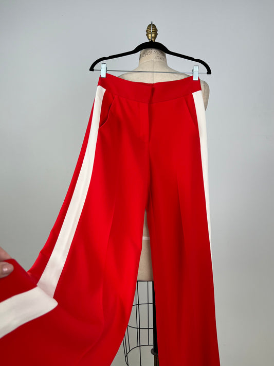 Pantalon tailleur rouge à galons crème IMP* (2)