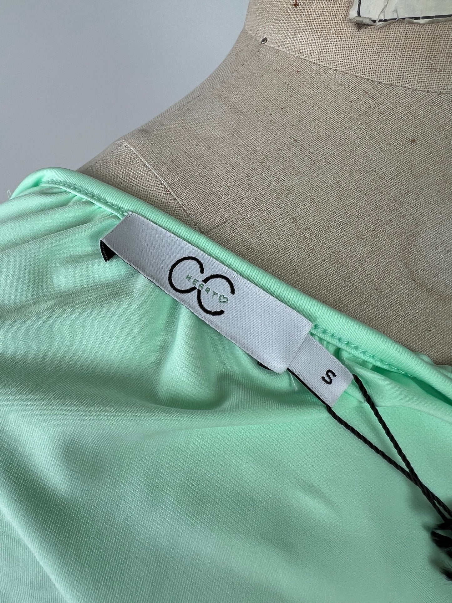 Camisole vert menthe à finitions de dentelles assorties (S)