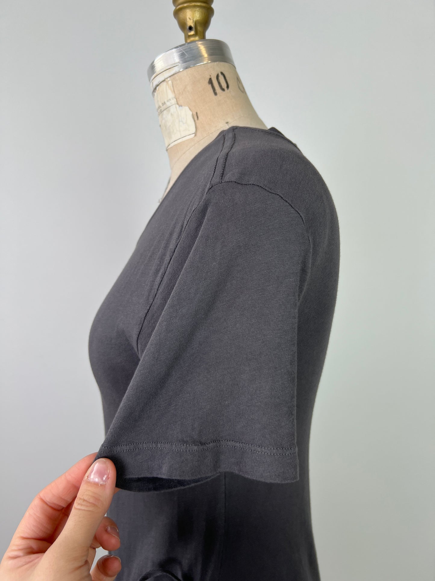 Robe grise à fronces asymétriques ajustables (XS)
