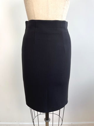 Timeless black pencil skirt (8)