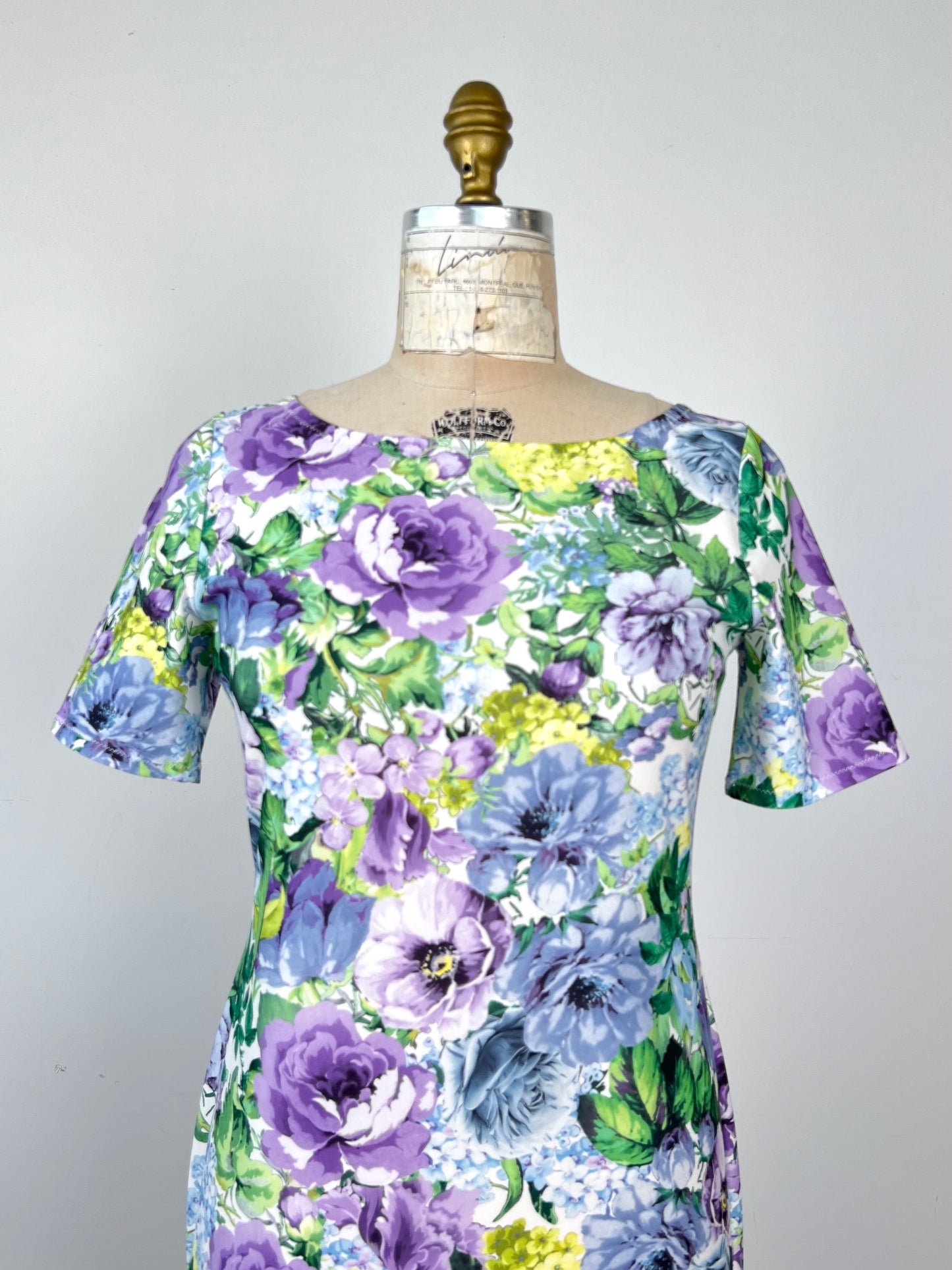 Robe florale intemporelle (S à XL)