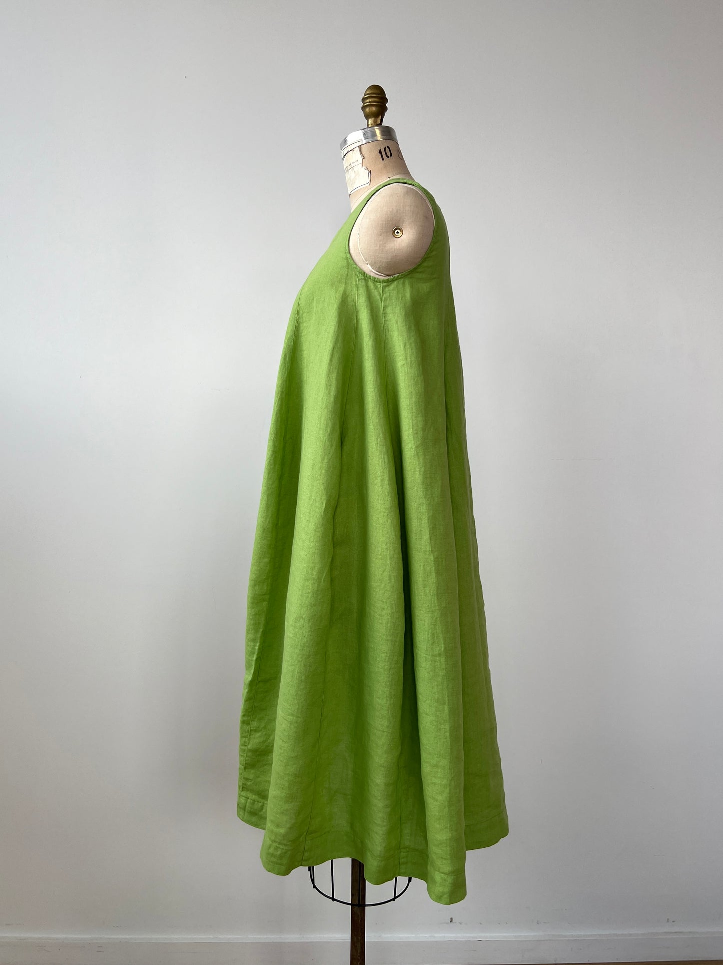 Robe ample vert mousse en lin lavable (XS-S)