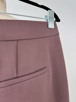 Pantalon à tenue droite brun mauve (10)