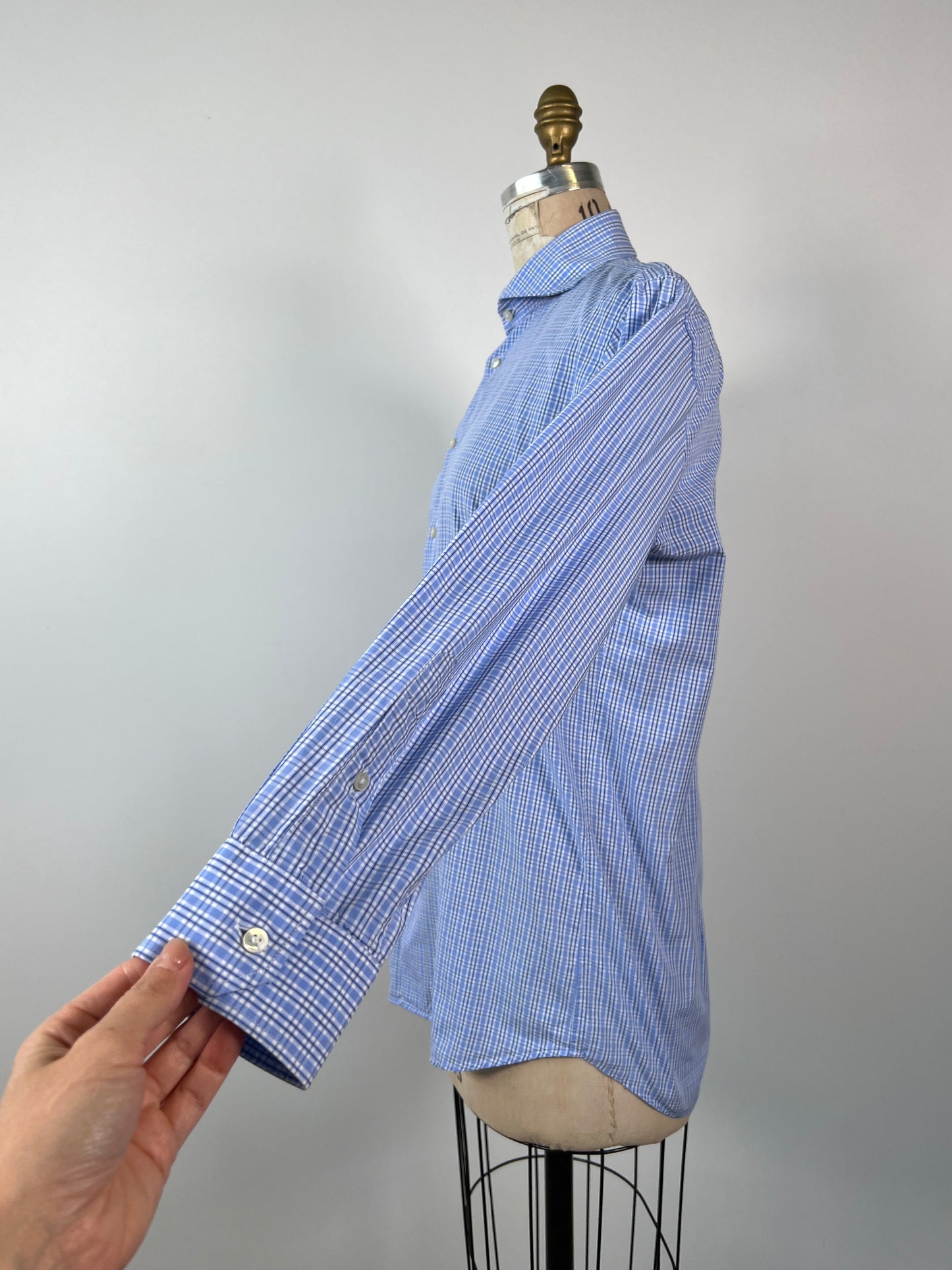 Chemise à carreaux bleus à col coupé (S/M)