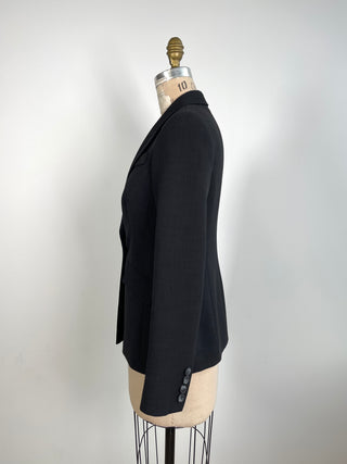 Black fitted blazer in stitched weave (4 and 6)