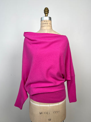 Chandail asymétrique en tricot luxueux rose néon  (2-4-10-12)