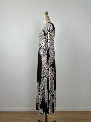 Robe évasée noire à stries crème (S+M)